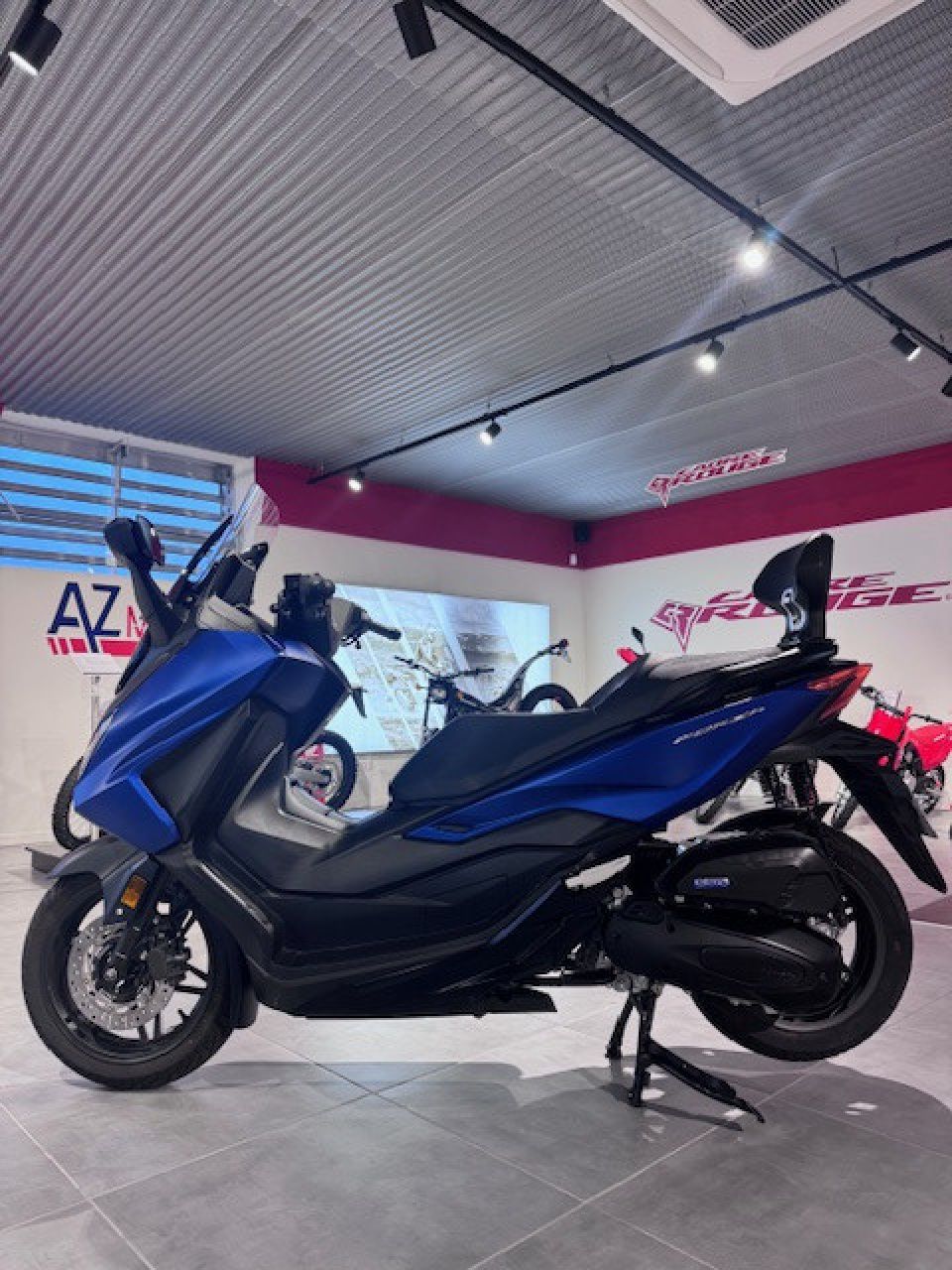 HONDA FORZA 125 ABS 4