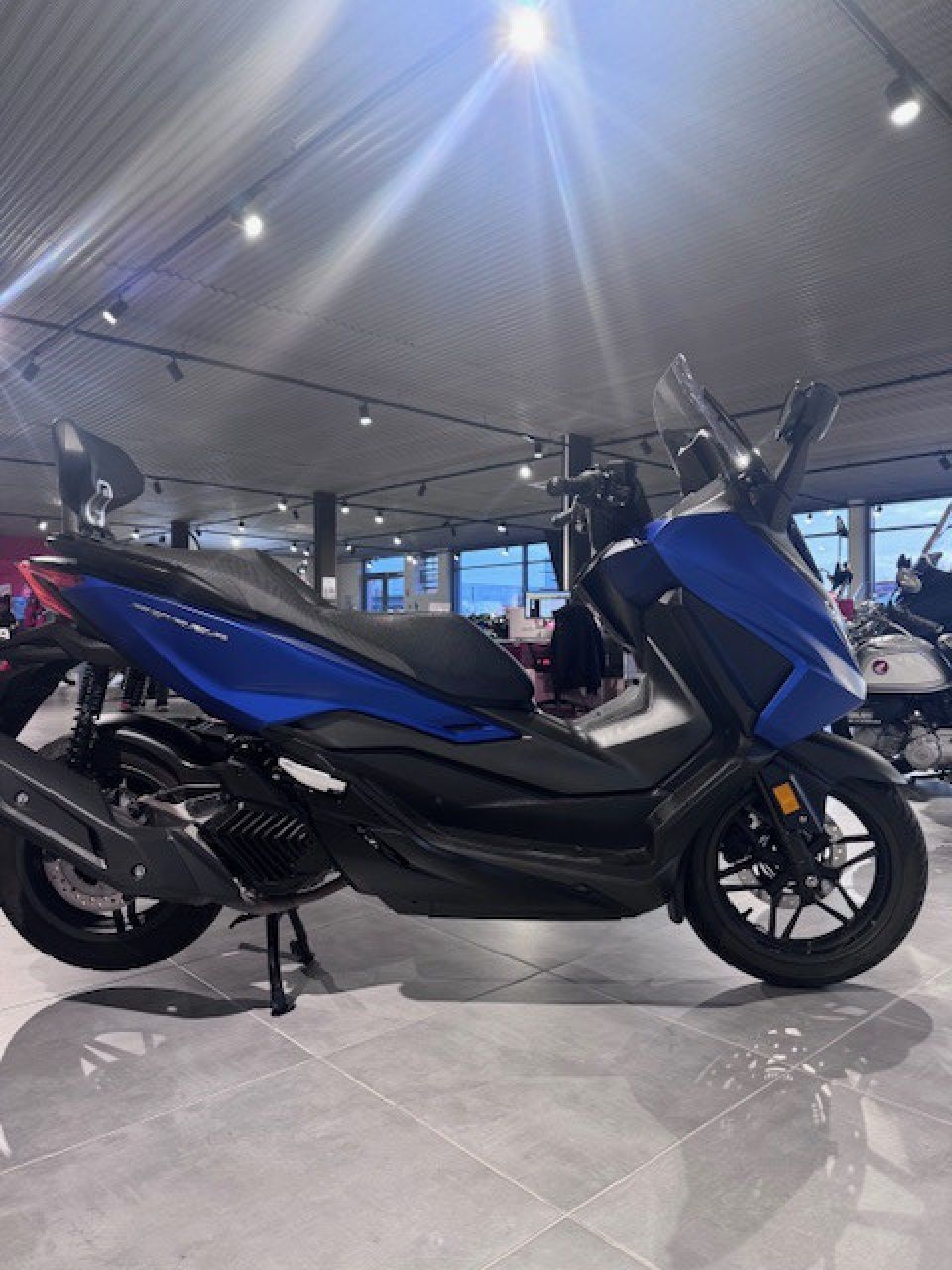 HONDA FORZA 125 ABS 4