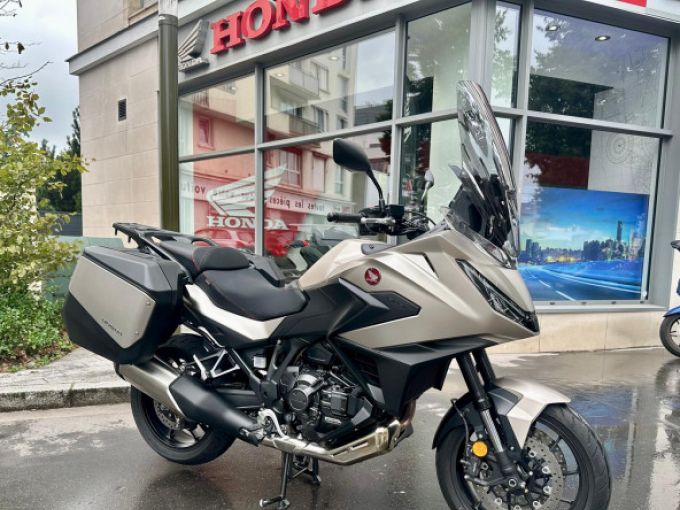 HONDA NT 1100 DCT 4