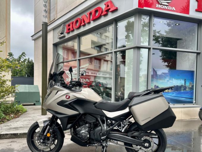 HONDA NT 1100 DCT 4