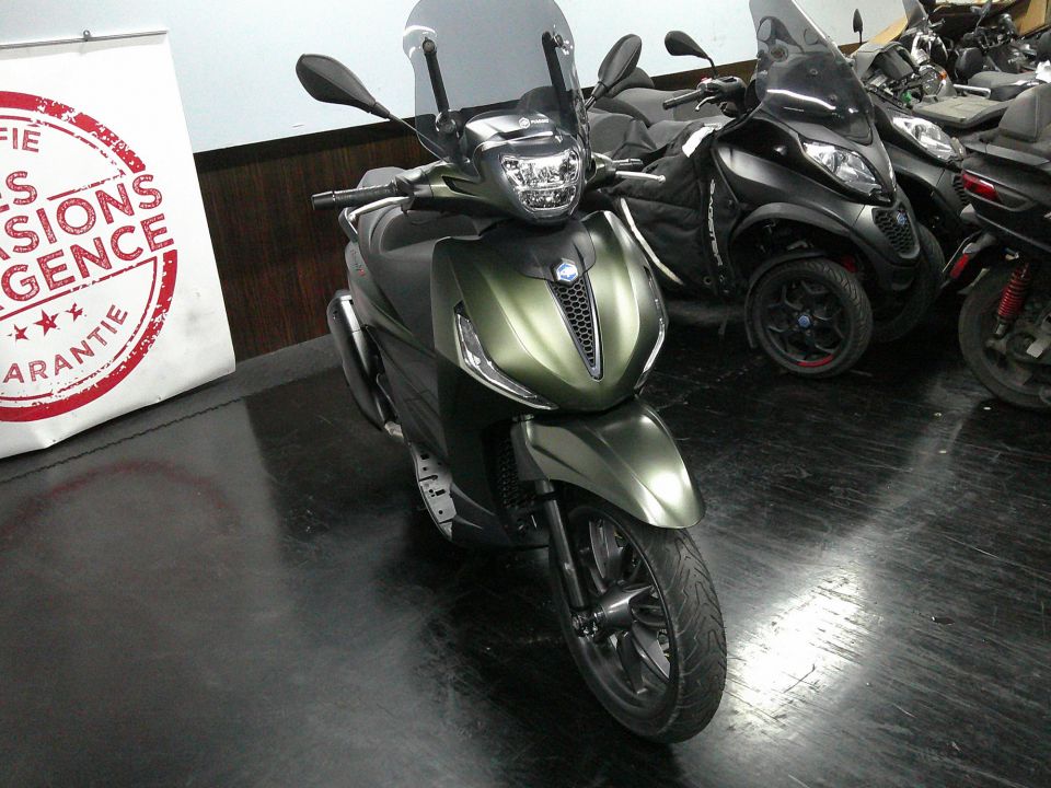 PIAGGIO BEVERLY 300 4