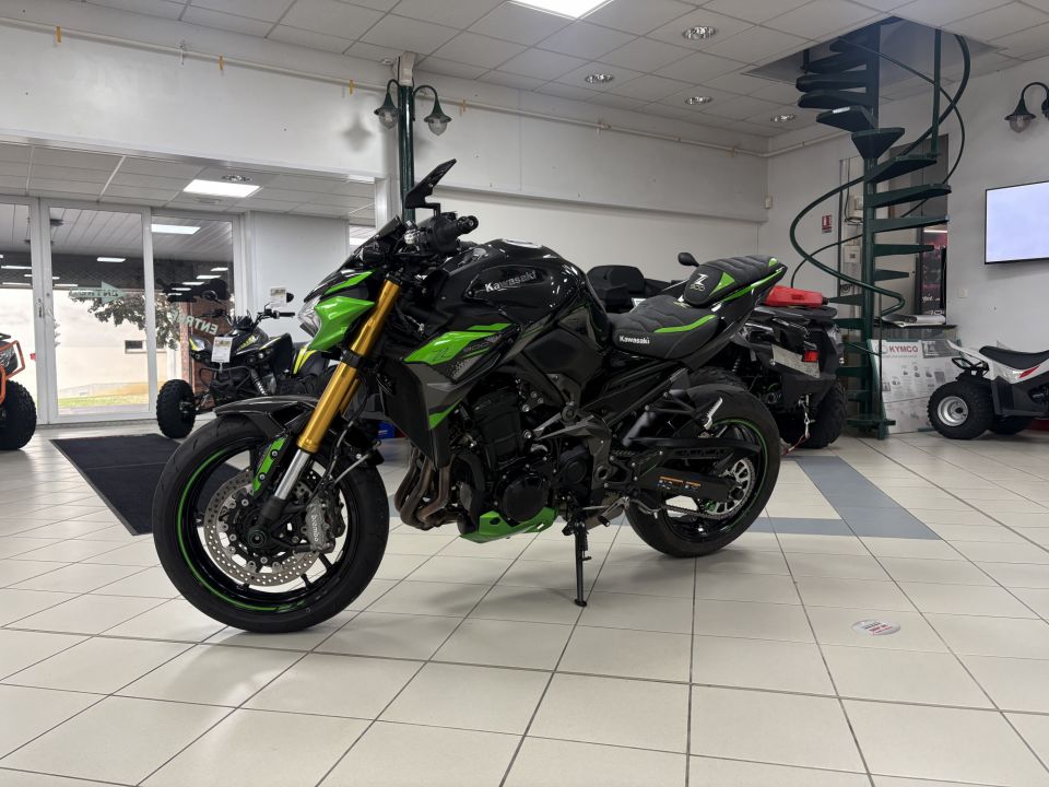 KAWASAKI Z900 SE 4