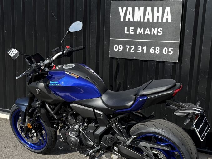 YAMAHA MT-07 (47.5CV) 4