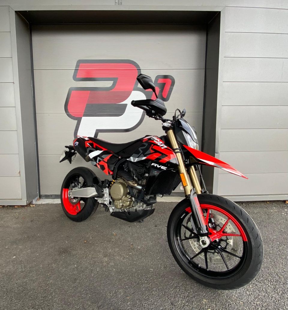DUCATI HYPERMOTARD 698 RVE 4