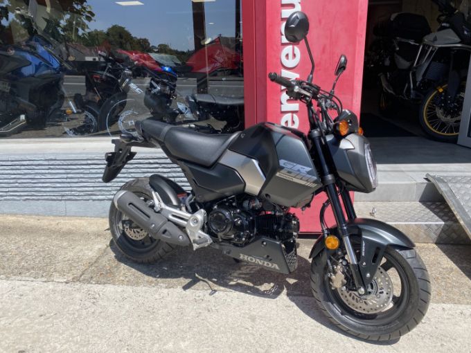 HONDA MSX125 Grom 4