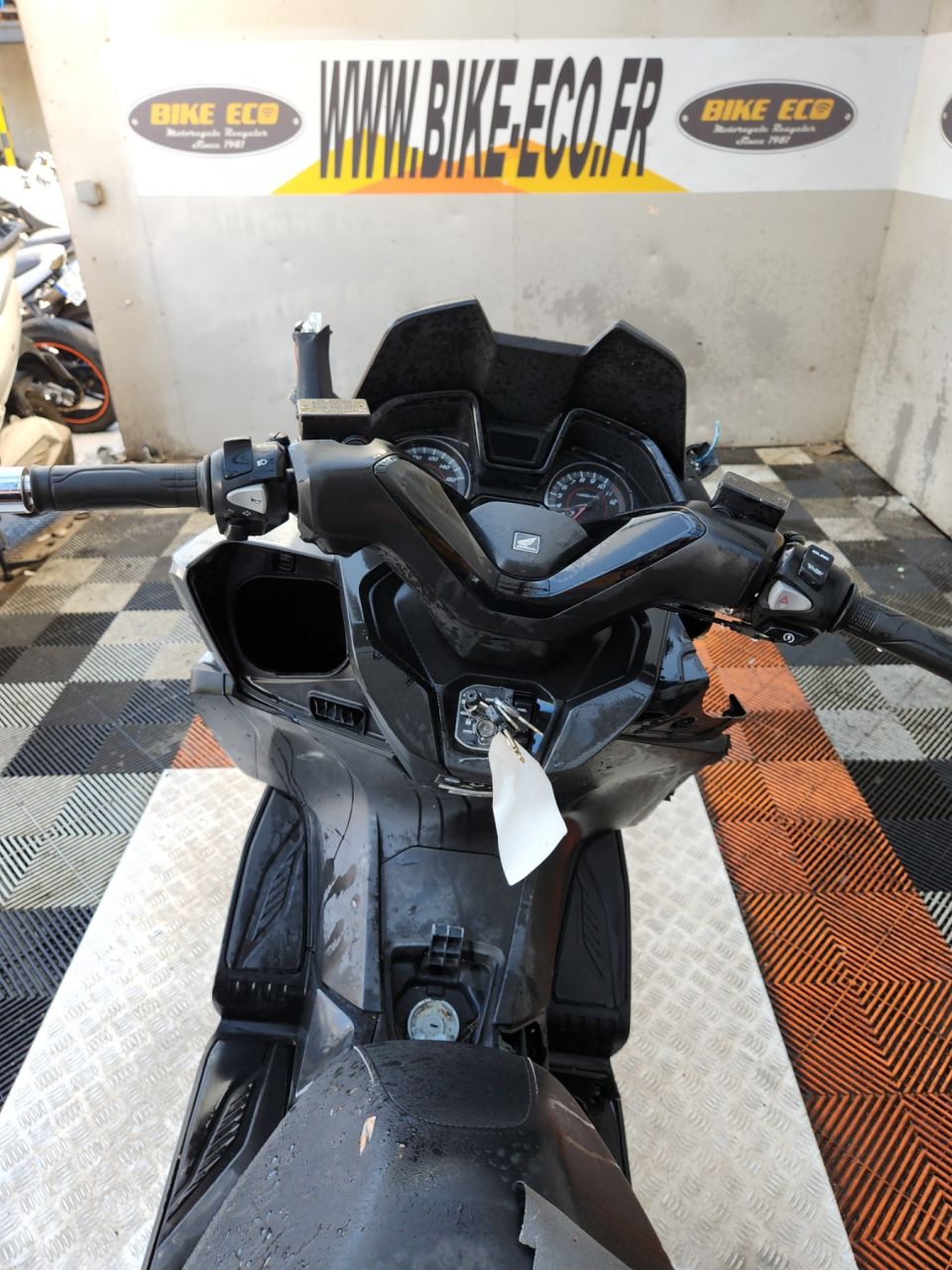 HONDA NSS FORZA 125 4