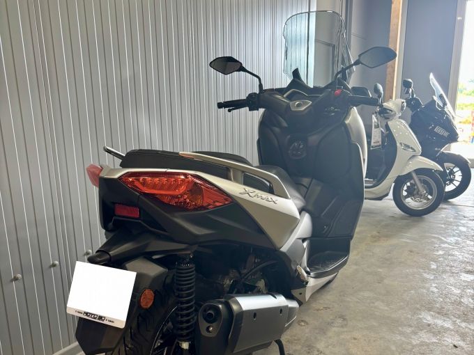 YAMAHA XMAX 300 4