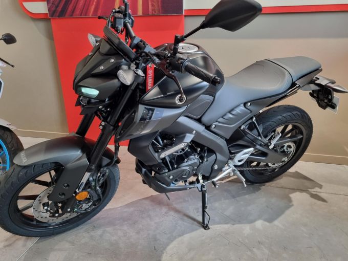 YAMAHA MT-125 ABS 4