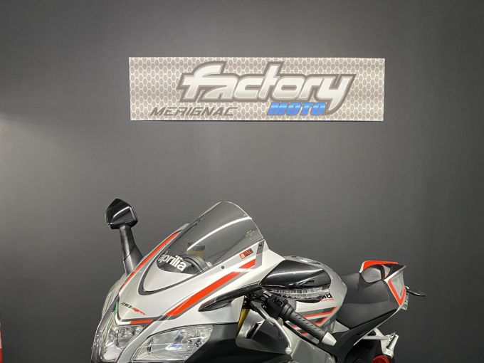 APRILIA RSV 1000 R 4
