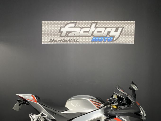 APRILIA RSV 1000 R 4