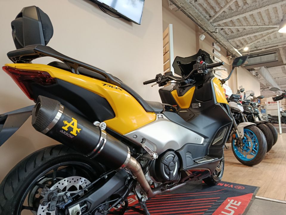 YAMAHA XP T-MAX 560 4