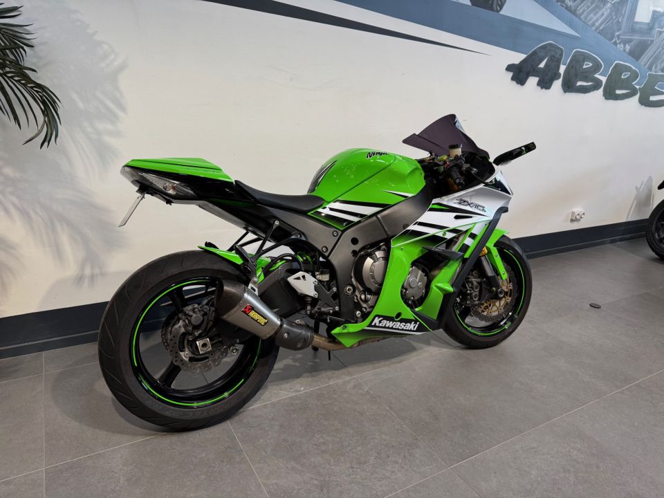 KAWASAKI ZX-10R 4