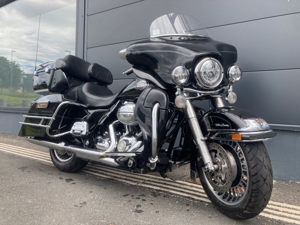 HARLEY-DAVIDSON TOURING ELECTRA GLIDE 1584 ULTRA CLASSIC 4