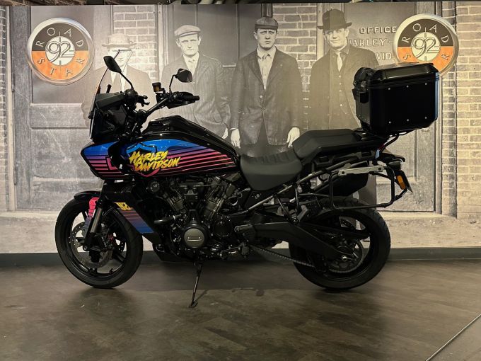 HARLEY-DAVIDSON ADVENTURE PAN AMERICA 1250 4