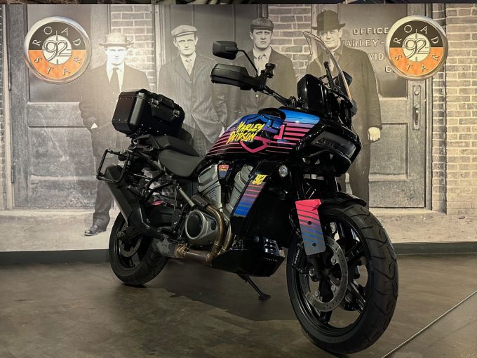 HARLEY-DAVIDSON ADVENTURE PAN AMERICA 1250 4
