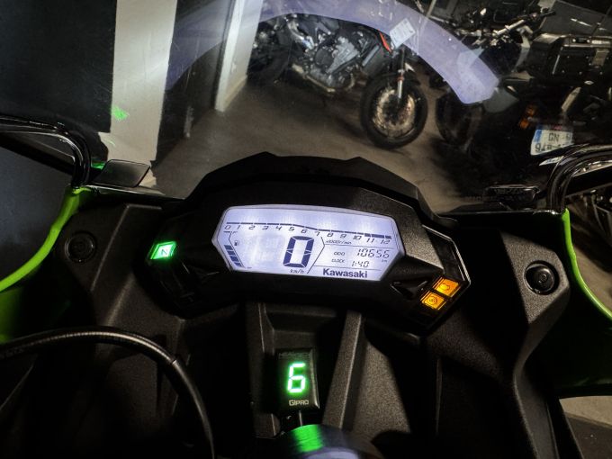 KAWASAKI NINJA 125 4
