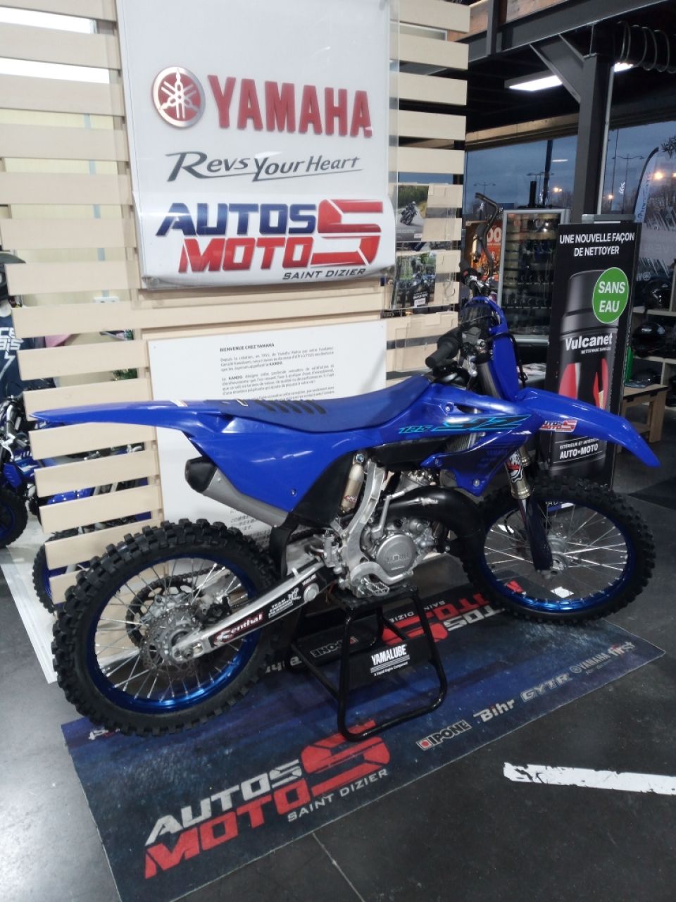 YAMAHA 125 YZ 2024 4