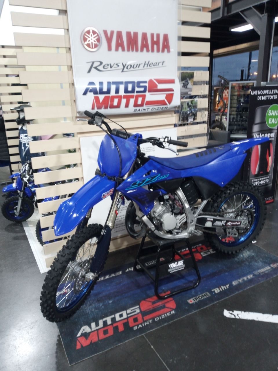 YAMAHA 125 YZ 2024 4