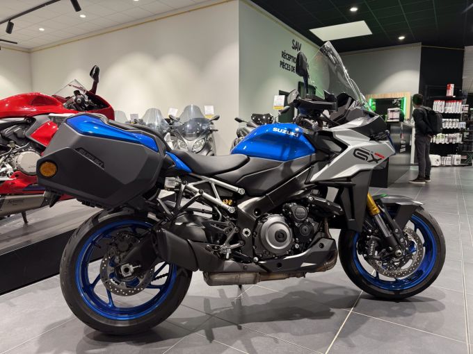 SUZUKI GSX-S 1000 GX 4