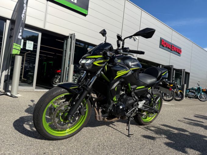 KAWASAKI Z650 ABS 4