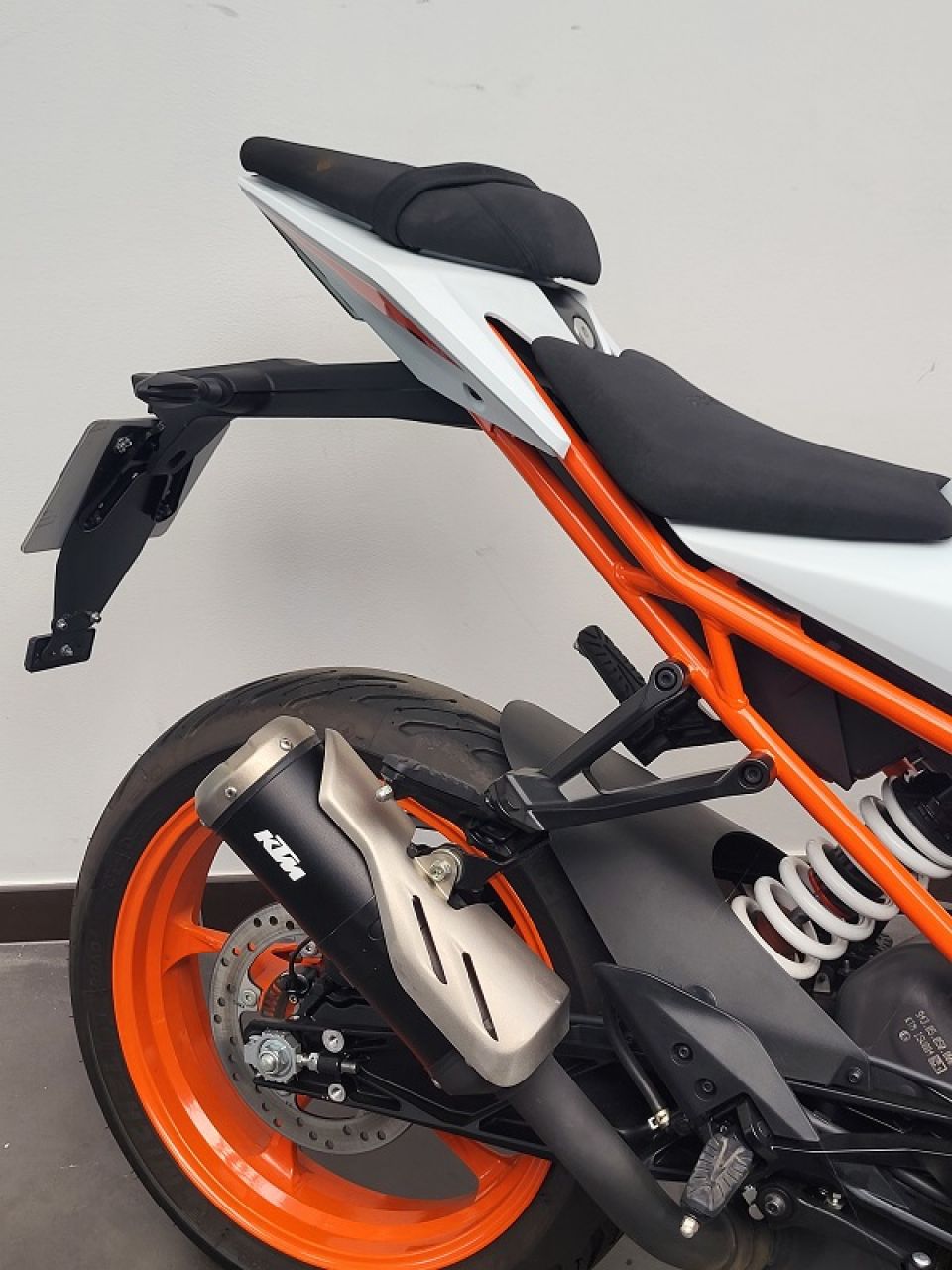 KTM RC 125 ABS 4