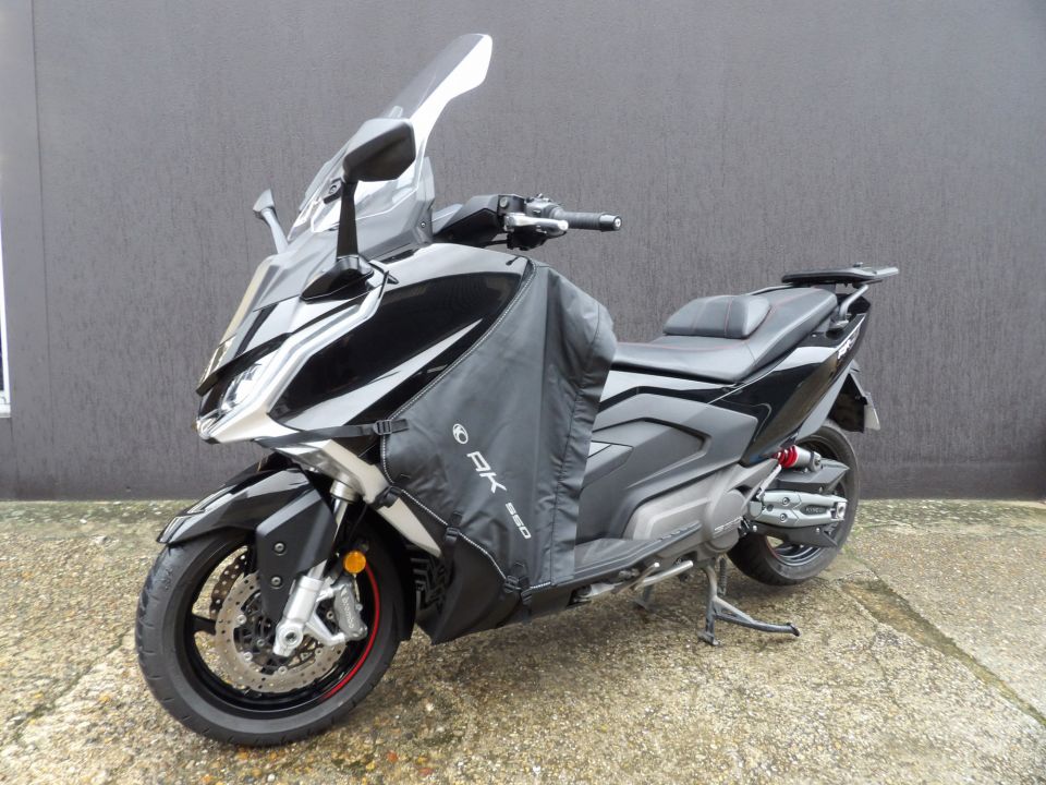 KYMCO AK 550 4