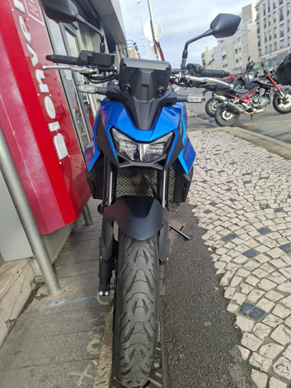 HONDA CB 750 HORNET 4