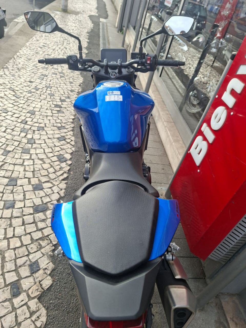 HONDA CB 750 HORNET 4