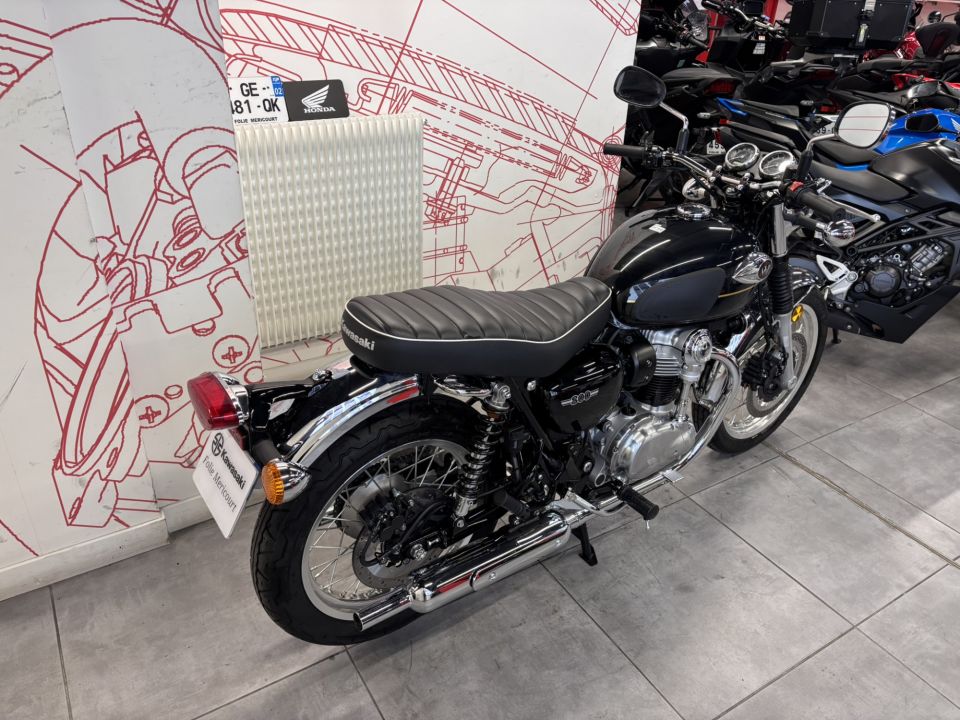 KAWASAKI W 800 4