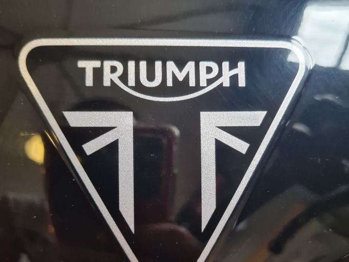 TRIUMPH SPEED TRIPLE 1200 RS 4