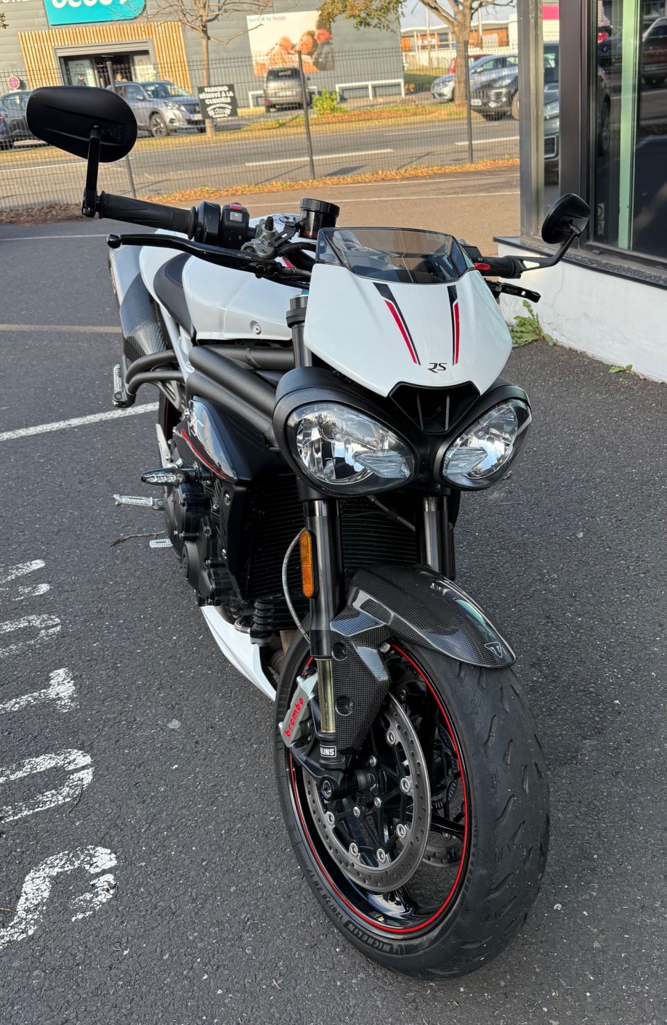 TRIUMPH SPEED TRIPLE 1050 RS 4