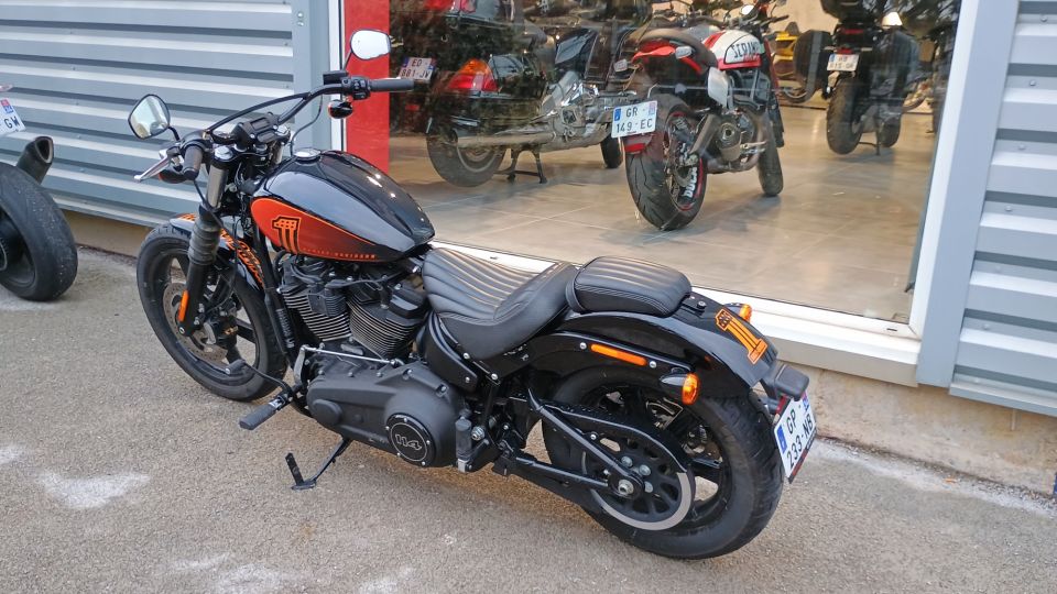 HARLEY-DAVIDSON SOFTAIL STREET BOB 1868 4