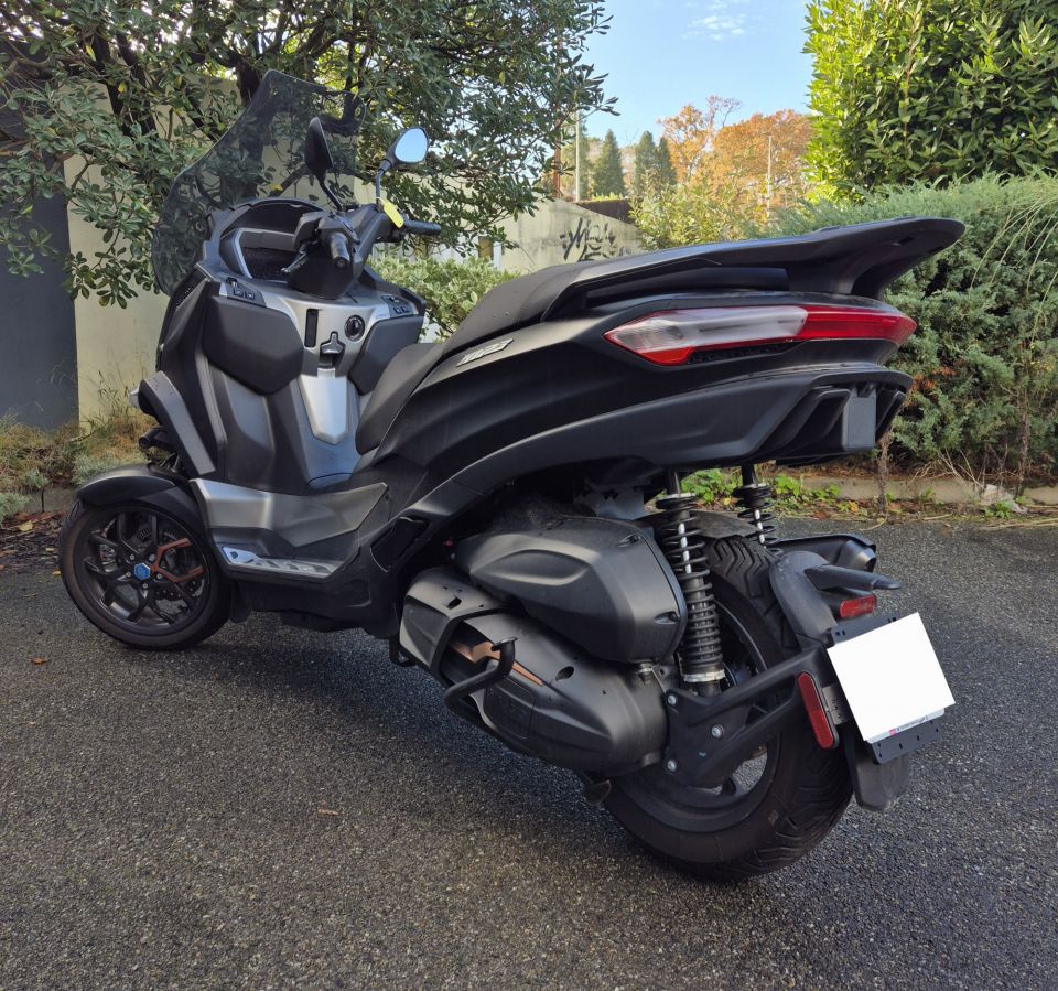 PIAGGIO MP3 530 HPE EXCLUSIVE 4