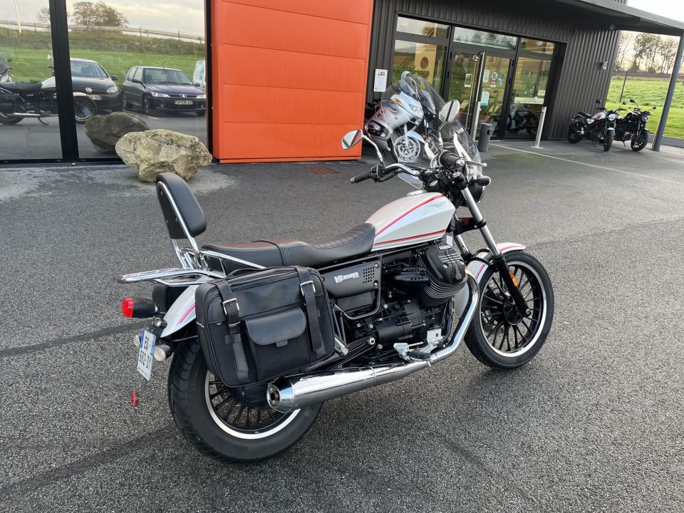 MOTO GUZZI V9 ROAMER 4