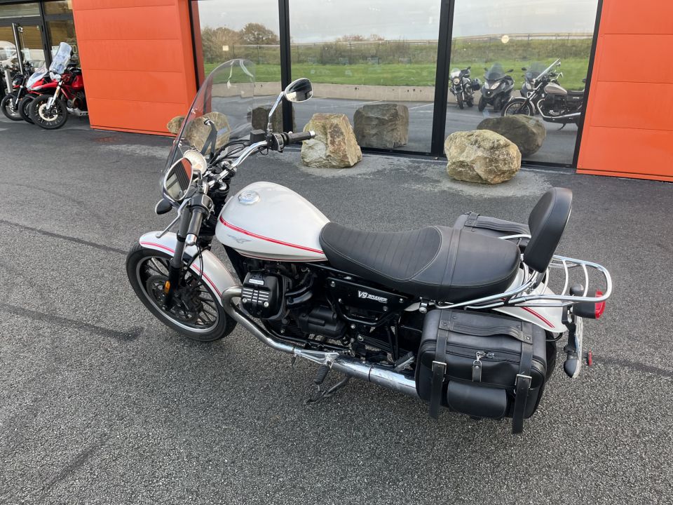 MOTO GUZZI V9 ROAMER 4