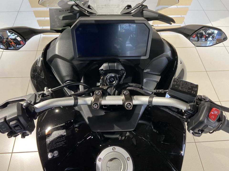 YAMAHA NIKEN 850 GT 4