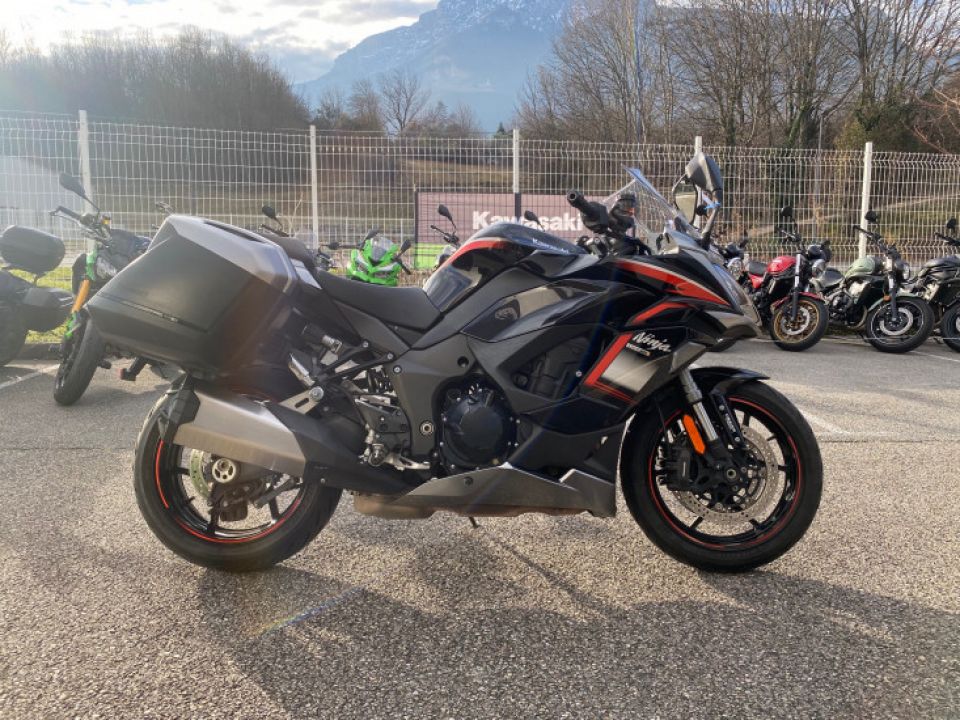 KAWASAKI NINJA 1000 SX TOURER 4