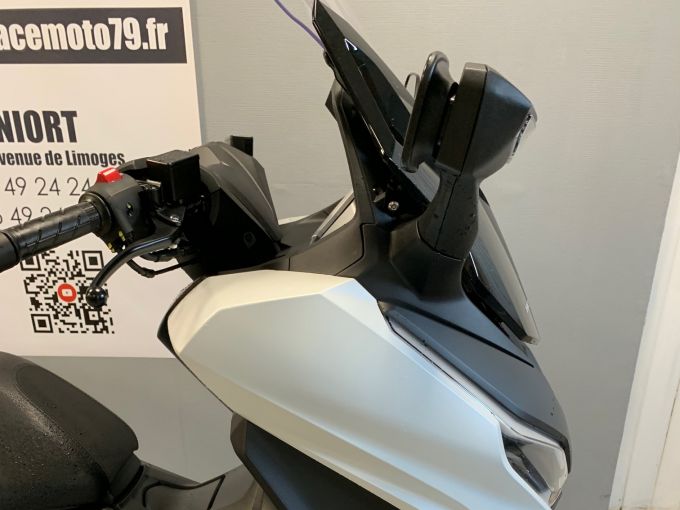 HONDA NSS FORZA 350 4