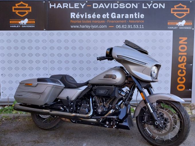 HARLEY-DAVIDSON TOURING STREET GLIDE 1977 CVO  4