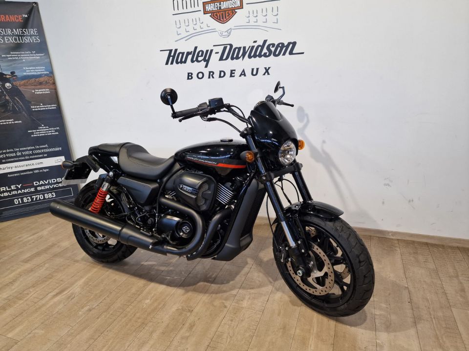 HARLEY-DAVIDSON STREET ROD 750 4