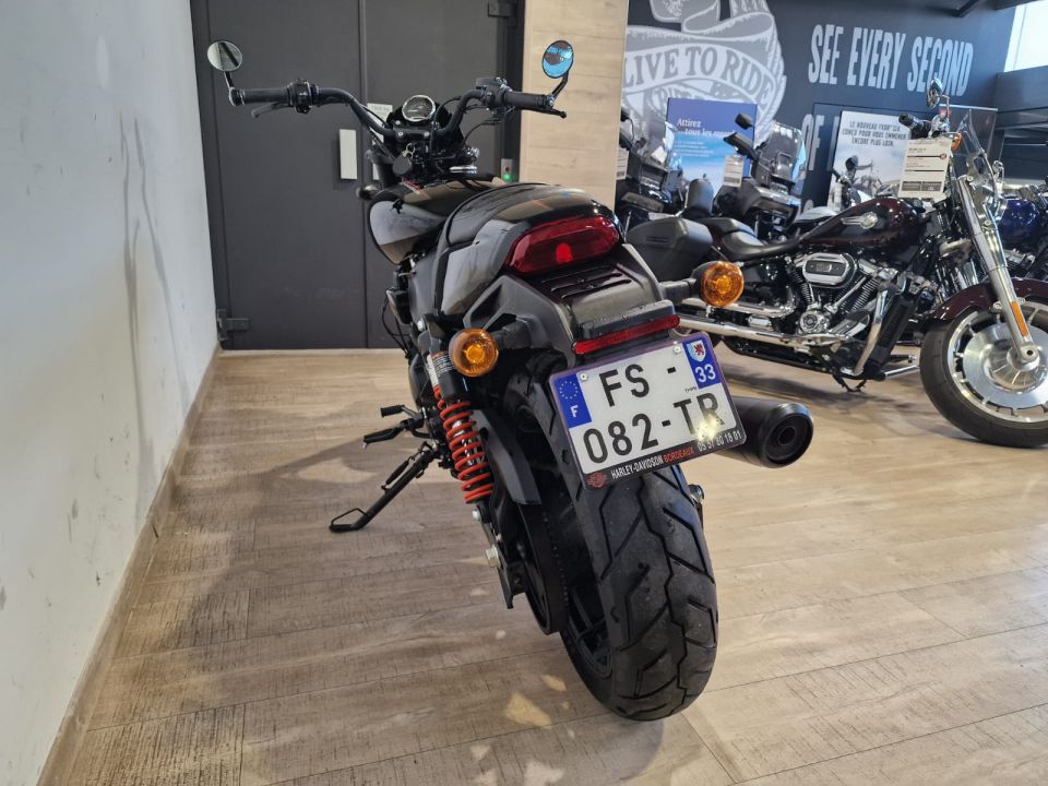 HARLEY-DAVIDSON STREET ROD 750 4