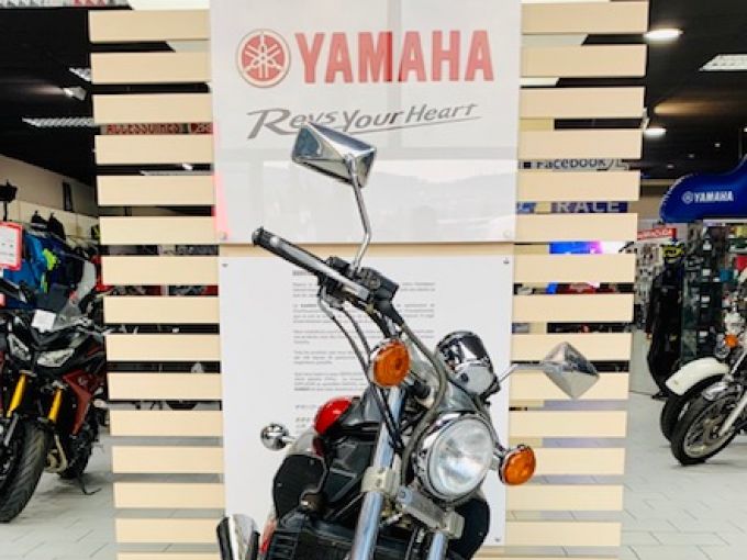 YAMAHA VMAX 1200 4
