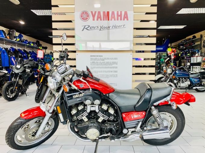 YAMAHA VMAX 1200 4