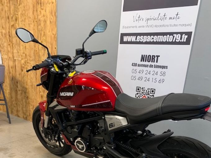 MOTO MORINI SEIEMMEZZO STR 650 4