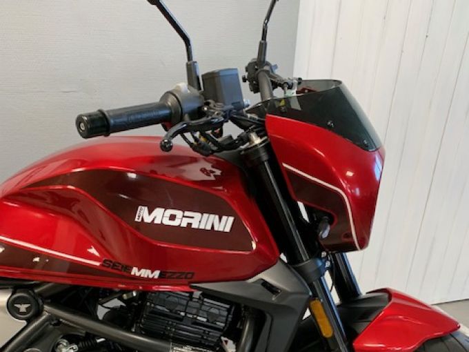MOTO MORINI SEIEMMEZZO STR 650 4