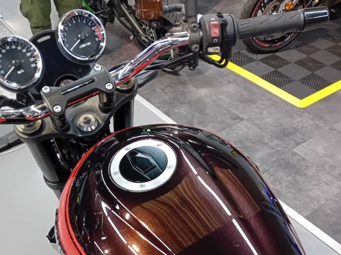 KAWASAKI Z900RS 4