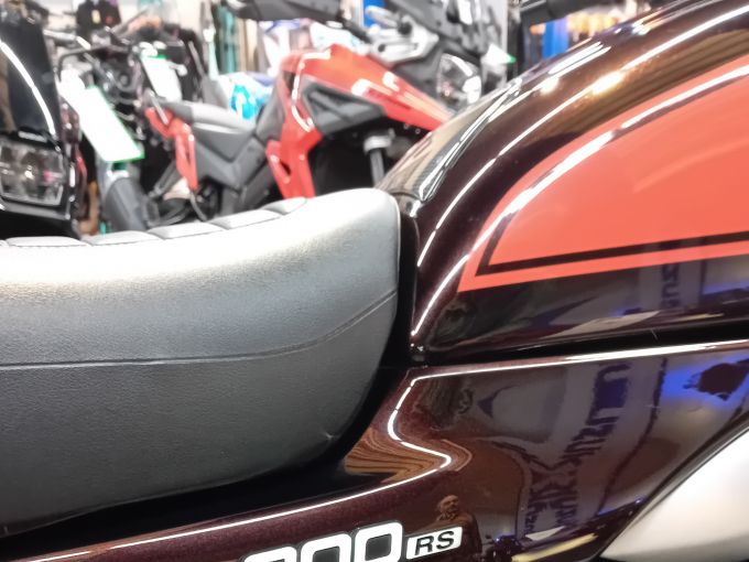 KAWASAKI Z900RS 4