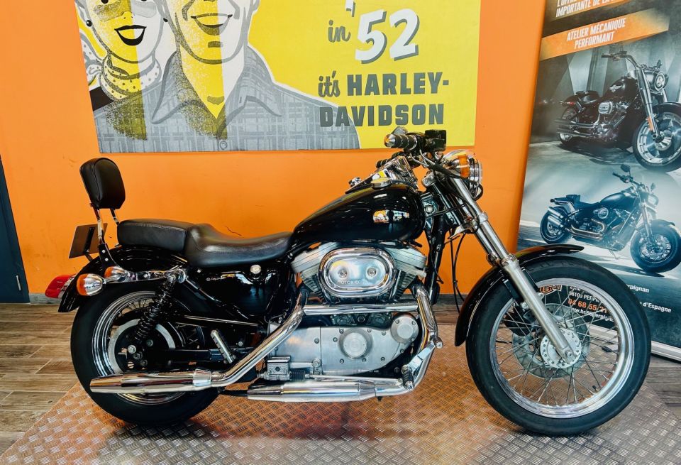 HARLEY-DAVIDSON SPORTSTER CUSTOM 883 4