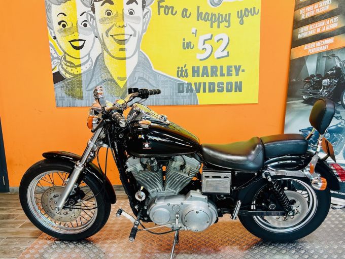 HARLEY-DAVIDSON SPORTSTER CUSTOM 883 4