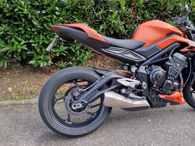 TRIUMPH STREET TRIPLE 765 R 4
